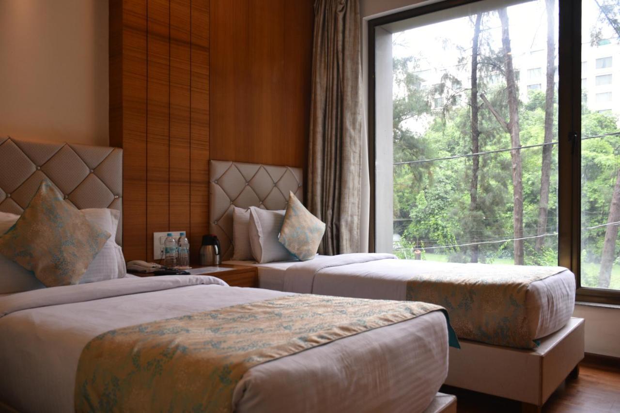 Hotel Meadows Βαρανάσι Εξωτερικό φωτογραφία